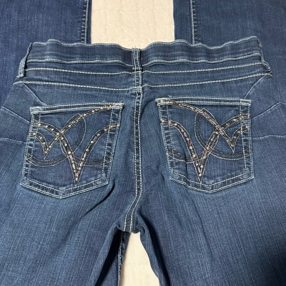 Q Baby No Gap Waistband Womenβs Jeans Elastic waist 5/6 x 32 mid rise - Picture 9 of 13